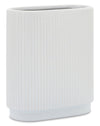 Vase strié en céramique blanche de 8 po