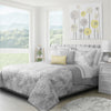 Ensemble Courtepointe Reversible 3 Pieces Tres Grand Lit (King) - Imprime Floral Botanique Gris et Blanc
