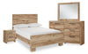 Ensemble de chambre à coucher Derekson 6 pièces avec lit à panneau, commode, miroir et table de nuit, naturel - format lit double