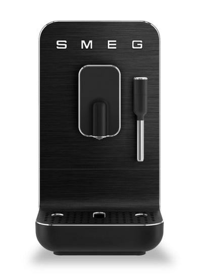 Smeg Fully Automatic Espresso Maker with Milk Wand - BCC12FBMUS|Machine à espresso Smeg entièrement automatique avec buse vapeur - BCC12FBMUS