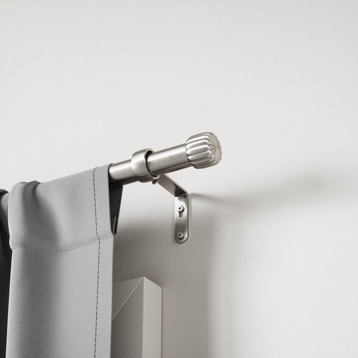  Tringle à rideaux extensible Cleo de Umbra acier nickel de 1 po - 66 po à 120 po