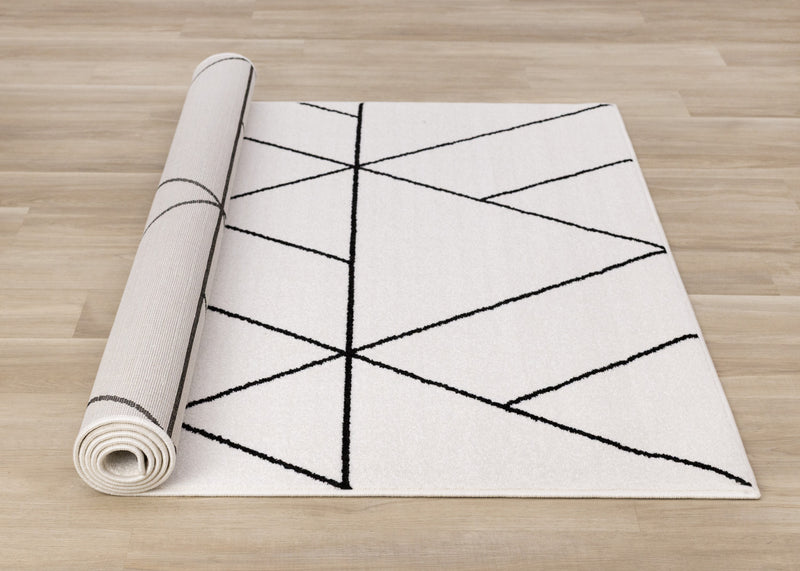 Tapis Covington a motif de treillis geometrique moderne blanc et noir, 6'7\" x 9'10\"