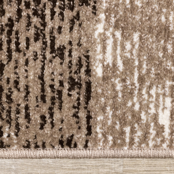 Carpette May à motifs géométriques vieillis - 7 pi 10 po x 10 pi 6 po