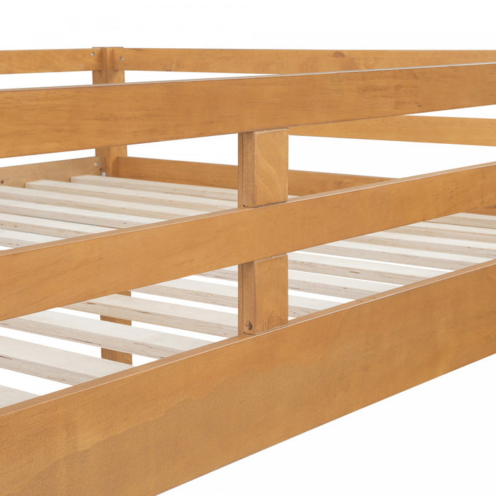 Lit superpose Ethan en bois massif format Queen avec echelle, gain de place, brun
