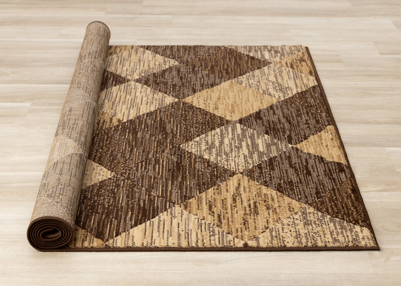 Tapis Florence a motif de losanges vieillis brun beige, 5'3\" x 7'5\"