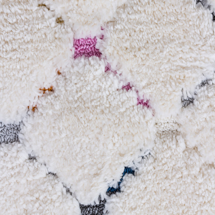 Carpette à poil long Lola à motif de treillis - 2 pi 7 po x 8 pi