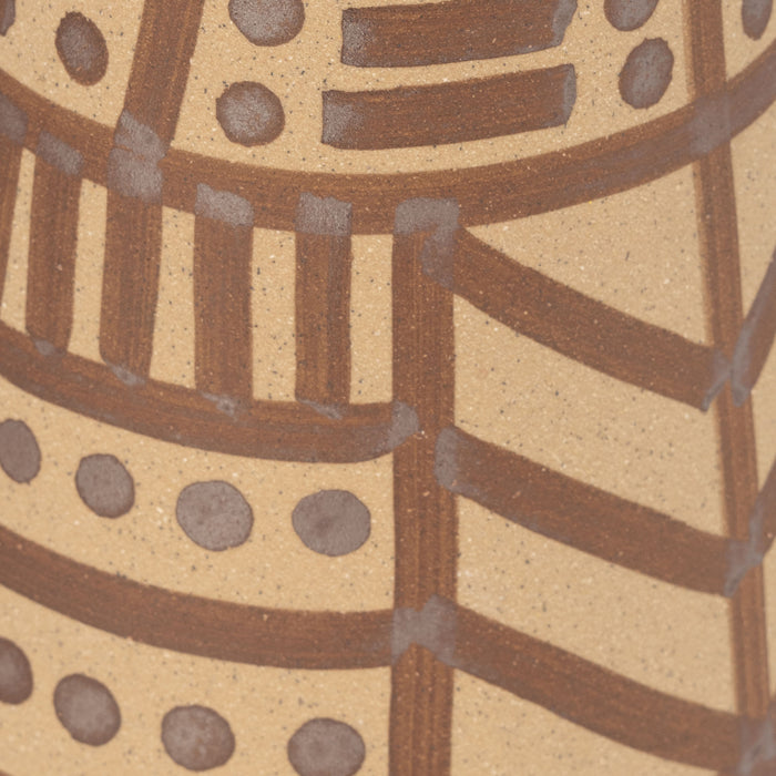 Vase éclectique de 8 po en céramique - crème irlandaise