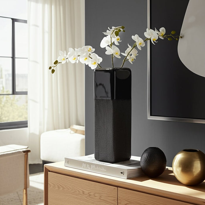 Vase carré rainuré de 18 po en céramique - noir