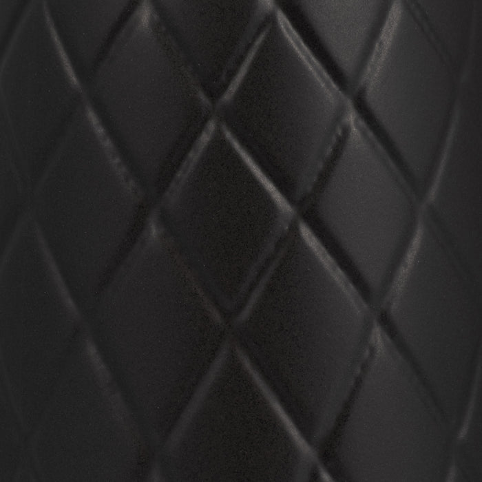 Vase de 12 po en céramique avec texture quadrillée - noir