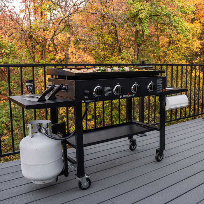 Station de cuisson Original de Blackstone de 36 po avec plaque chauffante et planche à découper - 1825