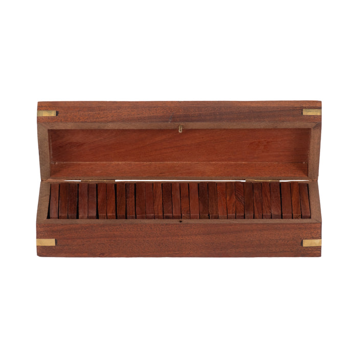 Boîte à dominos de 8 po x 3 po en bois - brune