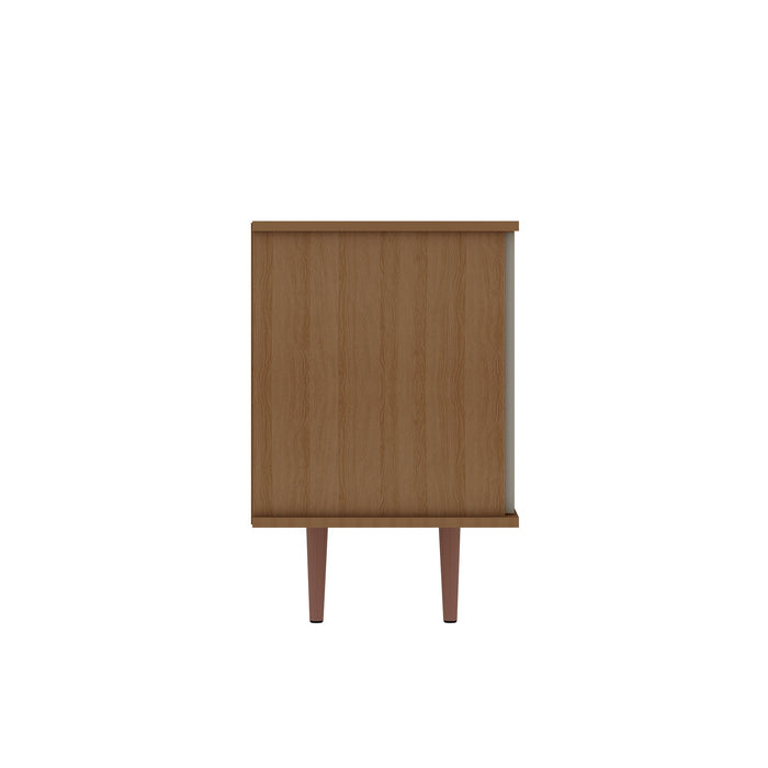 Meuble pour téléviseur Hampton de Manhattan Comfort de 53,54 po avec 4 tablettes et pattes en bois massif - blanc cassé