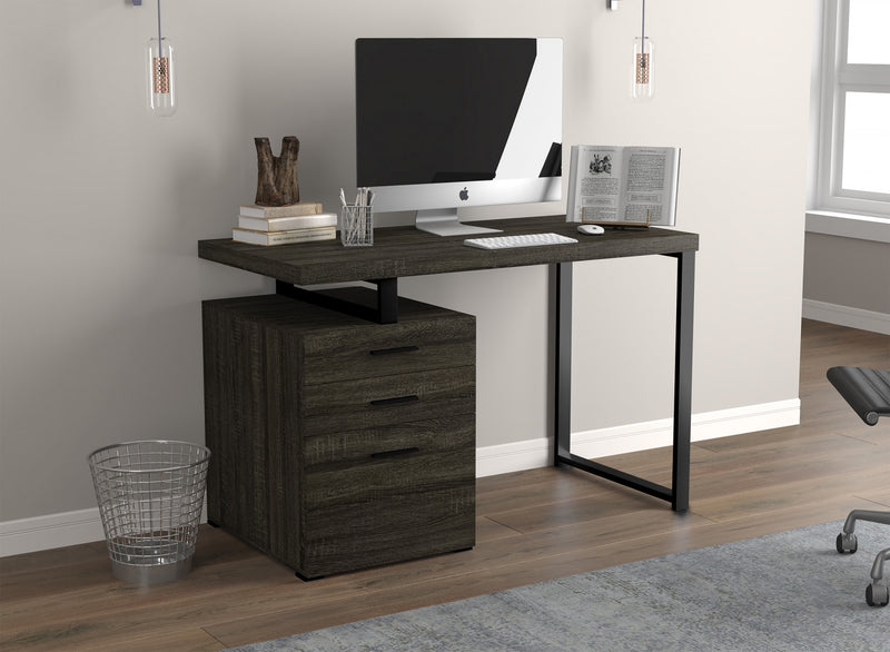 Bureau d’ordinateur de 47 po avec 3 tiroirs - bois gris foncé avec base en métal argenté