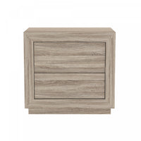 Table de nuit contemporaine Soren 66 cm en chene naturel (2 tiroirs)