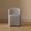 Chaise d’appoint contemporaine moderne Hearth, rembourree, gris clair