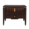 La table de nuit moderne Liam avec design en vague et 2 tiroirs de rangement, couleur brun fonce