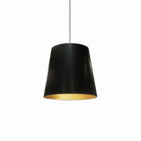 Luminaire suspendu moyen de Dainolite avec très grand abat-jour cylindrique noir et doré, et 1 ampoule