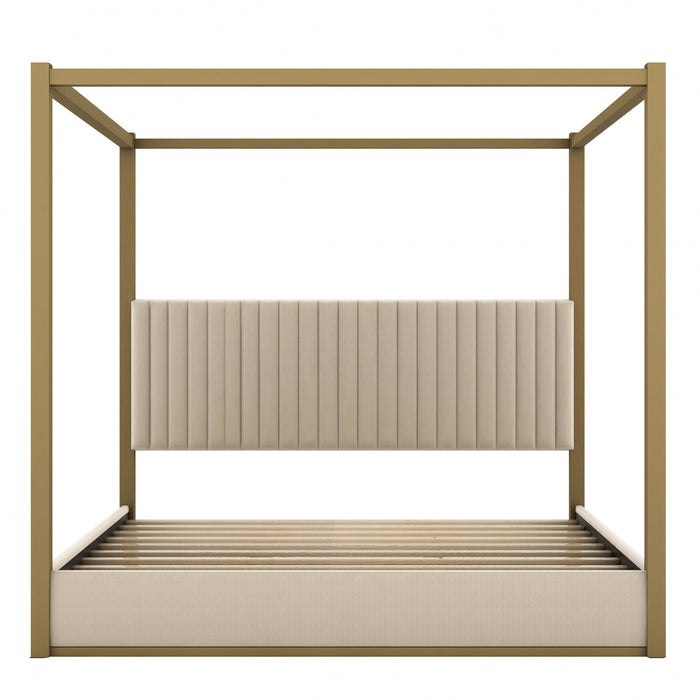 Lit plateforme Sophia a baldaquin avec tete de lit en mousse et velours, taille king, beige