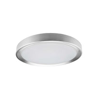 Plafonnier affleuré Flynn de Dainolite qui diffuse la lumière, avec fini chromé satiné et blanc, et ampoule de 24 W