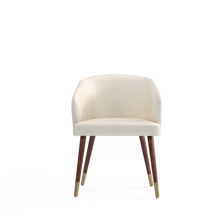 Chaise de salle à manger moderne Reeva de Manhattan Comfort revêtue de similicuir avec dossier en hêtre et pattes en bois massif - noyer et crème