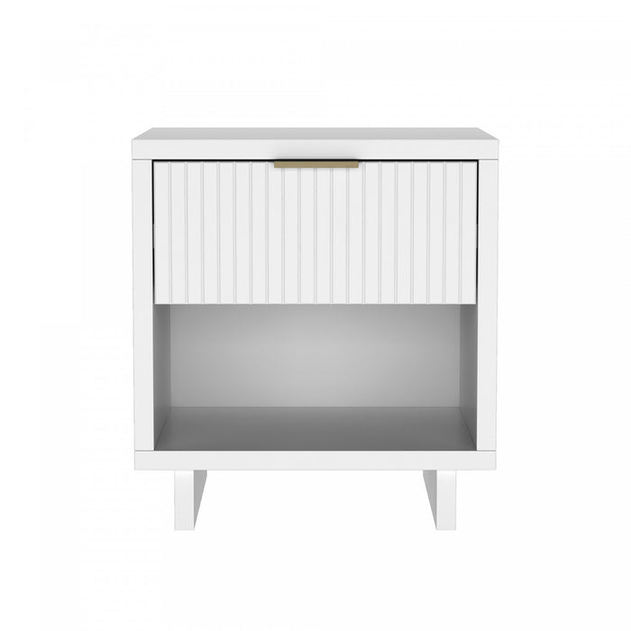 Table de nuit contemporaine Elara 18\" en bois massif blanc (1 tiroir)