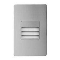 Lampe d’escalier et murale Bella de Dainolite avec persienne, fini aluminium brossé et ampoule à DEL de 3,3 W