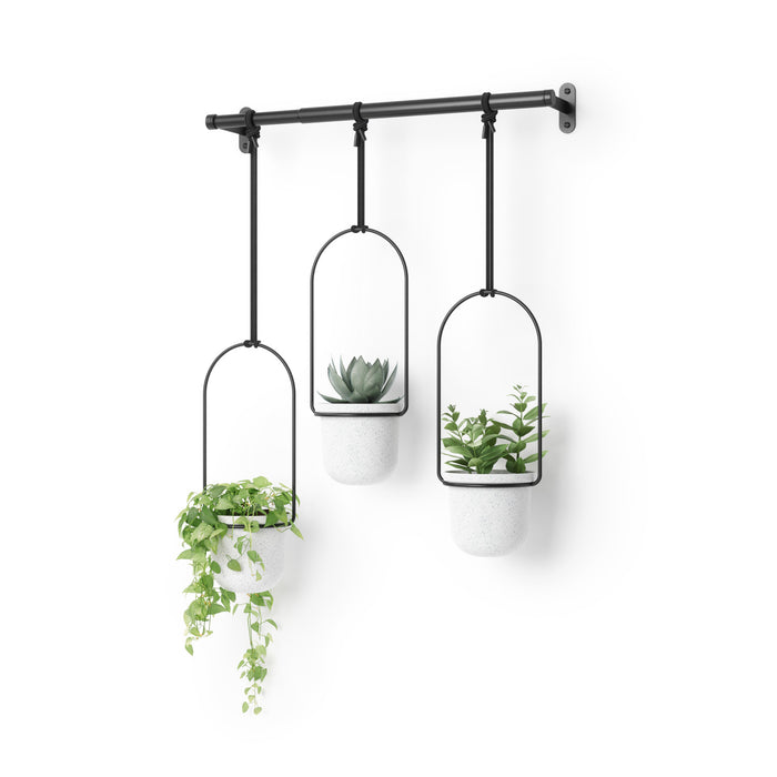 Jardinière suspendue Triflora de Umbra - blanche