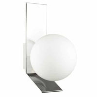 Grande applique murale Valemont de Dainolite en verre blanc opale, avec fini chromé poli et 1 ampoule