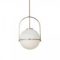 Petit luminaire suspendu Paola de Dainolite en verre blanc opale, avec fini laiton vieilli et 1 ampoule