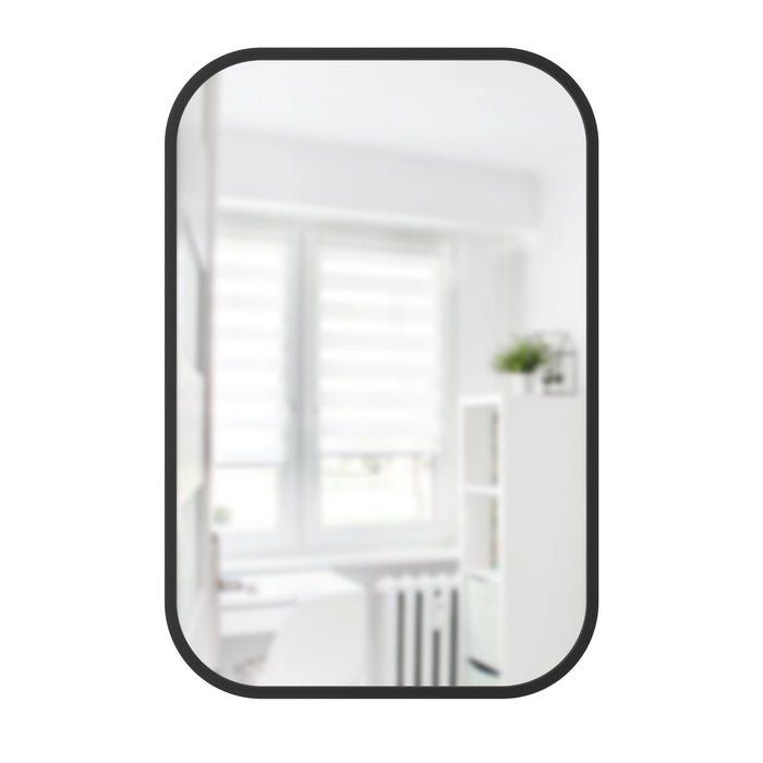 Miroir rectangulaire Hub de Umbra de 24 po x 36 po - noir