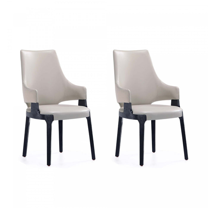 Chaise de salle a manger moderne en bois Kara avec revetement en tissu gris clair - Lot de 2