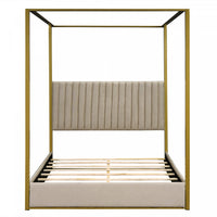 Lit plateforme Sophia a baldaquin avec tete de lit en mousse et velours, taille queen, beige