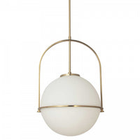 Grand luminaire suspendu Paola de Dainolite en verre blanc opale, avec fini laiton vieilli et 1 ampoule
