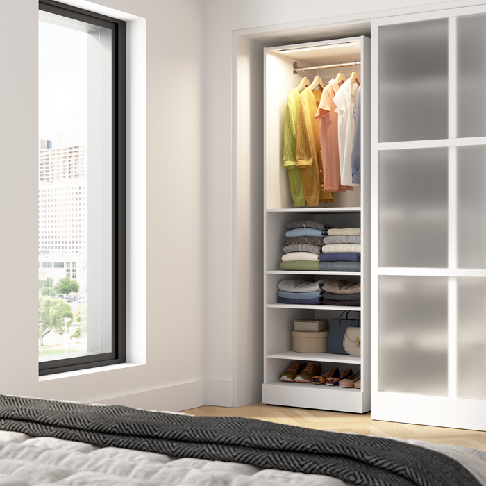 Système de garder-robe et pièce-penderie modulaire Florence de Bestar de 25 po avec éclairage à DEL et tablettes - blanc