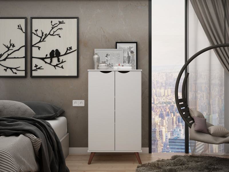 Armoire à chaussures Hampton de Manhattan Comfort avec 4 tablettes et pattes en bois massif - blanche