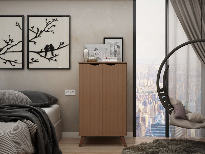 Armoire à chaussures Hampton de Manhattan Comfort avec 4 tablettes et pattes en bois massif - crème d'érable