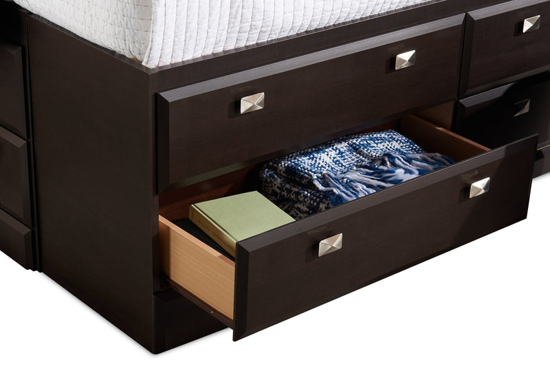 Ensemble de chambre à coucher Yorkdale 6 pièces avec lit de rangement à 12 tiroirs, commode, miroir et table de nuit, brun - format grand lit