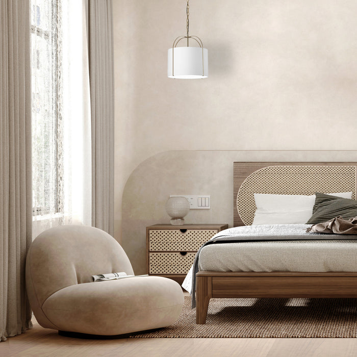 Luminaire suspendu Quincy de Dainolite avec abat-jour blanc, fini doré et 1 ampoule