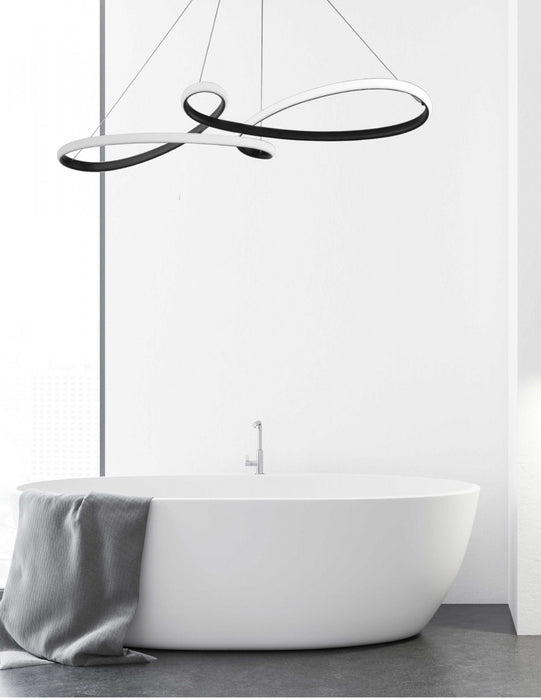 Luminaire suspendu horizontal Nola de Dainolite en silicone blanc qui diffuse la lumière, avec fini noir mat et ampoule à DEL de 50 W