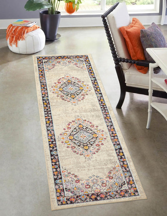 Tapis de Couloir Traditionnel Lea 2'8\" x 8'2\" en Ivoire