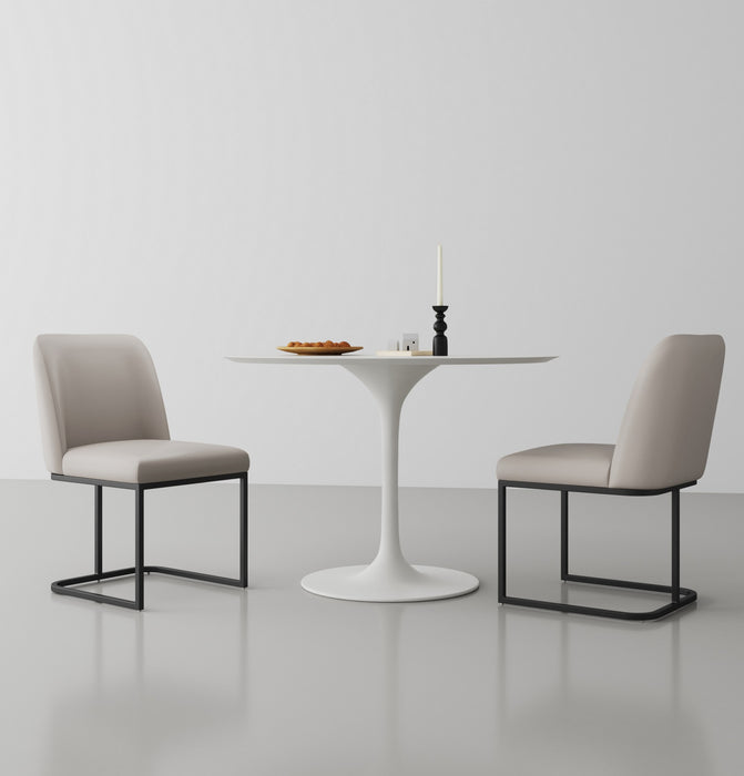 Chaise de salle a manger moderne Serena en metal et cuir vegetalien gris clair - Lot de 2