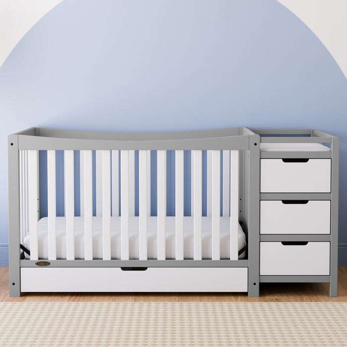 Graco Remi Lit de bebe convertible 4-en-1 avec table a langer - Gris galet avec blanc