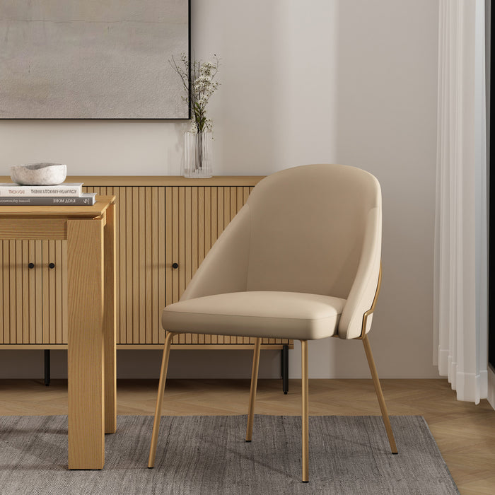 Chaise de salle a manger moderne Gracie en metal et cuir vegetalien, coloris beige et or