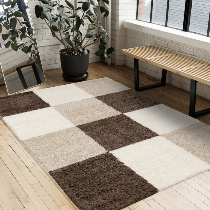 Tapis Fairmont a carreaux brun beige blanc, 6'7'' x 9'6''