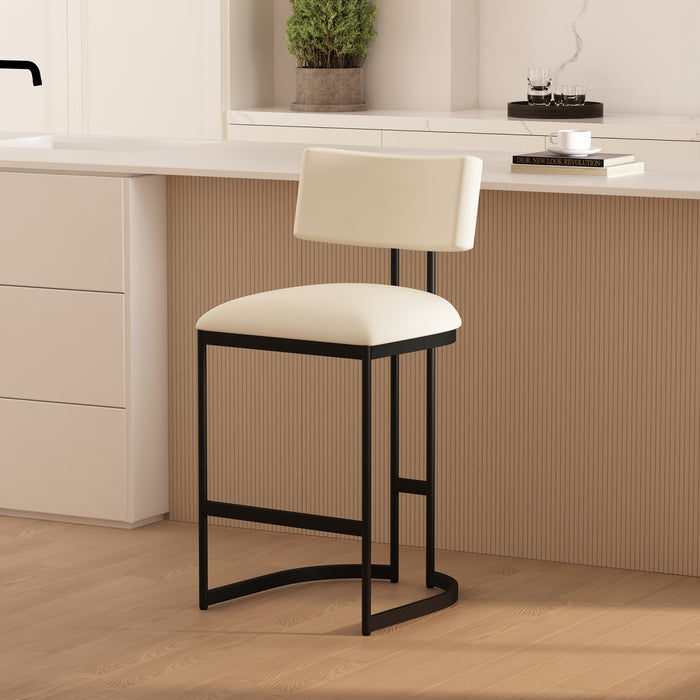 Tabouret de comptoir contemporain moderne Juno en cuir vegetalien et metal, coloris ivoire