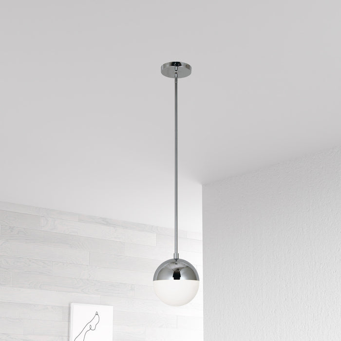 Luminaire suspendu Dayana de Dainolite en verre blanc, avec fini chromé poli et 1 ampoule