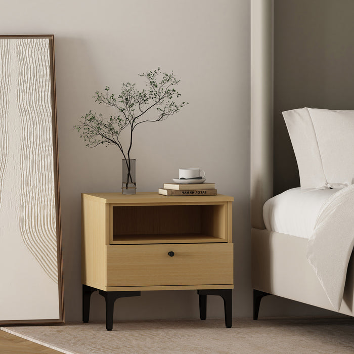 Table de nuit moderne Amara 20\" en chene clair (1 tiroir)