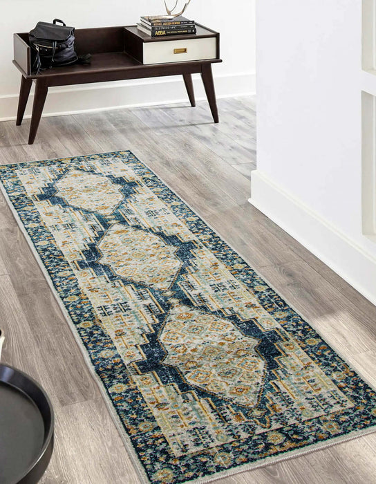 Tapis Traditionnel Kinsley 2'7\" x 8'0\" en Bleu