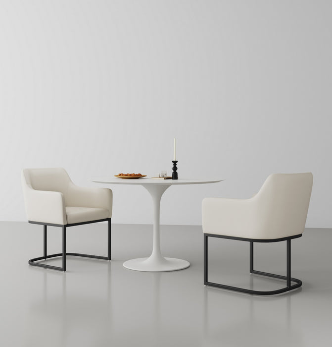 Fauteuil Serena en metal moderne et cuir vegetalien ivoire - Lot de 2
