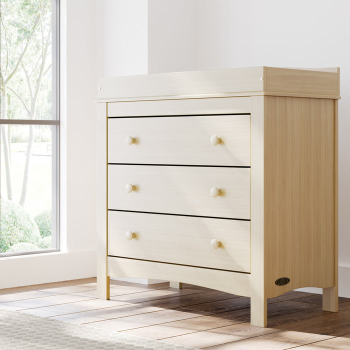 Graco Noah 3 Commode a tiroirs avec dessus a langer - Bois clair
